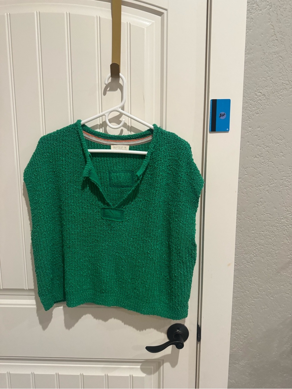 Illa Illa vibrant Green V-Neck Knit Sweater